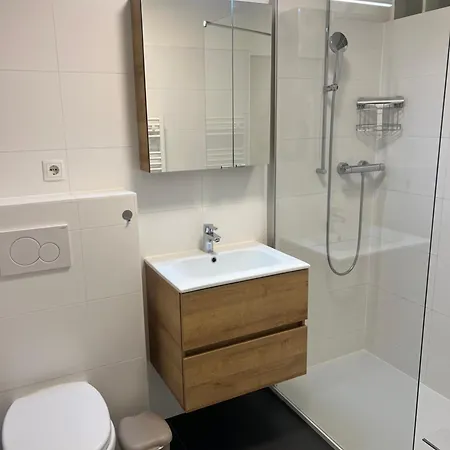 App 3 Min Walk To Seefeld Center * Ζέεφελντ